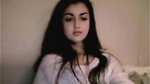 Hindi sexy video of a beautiful girl with a camera undressing and satisfying her fans