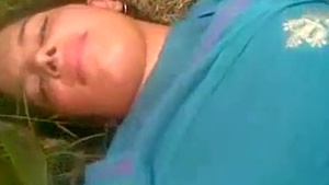 Desi girl outdoors with her horny boyfriend