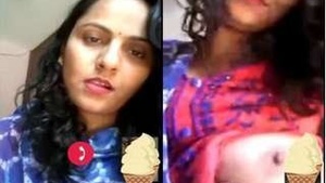 Sexy Bhabhi Shows Her Boobs On Video Call