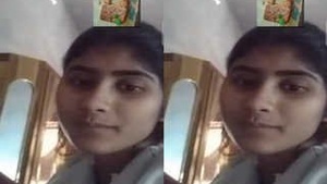 Bangla Girl Shows Her Boobs