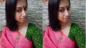 Exclusive Sexy Girl Desi Shows Pussy On Video Call