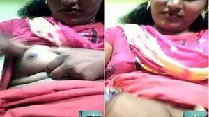Sexy Tamil Girl Shows Her Breasts On Video Call