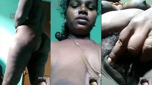 Mature Tamil big ass aunt showing her pussy on cam
