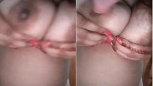 Desi Girl Shows Her Naked Body to Lover On Video Call