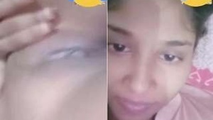 Desi Indian Girl Shows Her Wet Pussy
