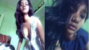 Exclusive pretty Indian girl Desi bathing on video call