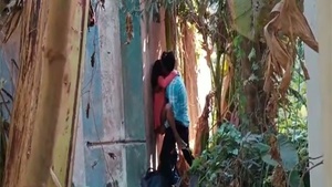 Desi college friends fucking in the open air MMS