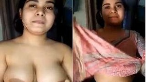 Exclusive Super Cute Indian Girl Desi Showing off Her Big Boobs