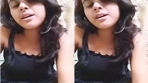 Famous Desi Khushi Sheikh Shows Her Naked Body And Masturbates