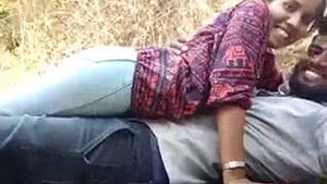 kannada College Lovers Outdoor Dating
