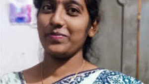 Telugu girl tits her in VC