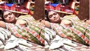 Bhabhi Teases Her Lover in Exclusive Video
