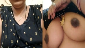 Dehatis naughty moment: showing off her big breasts on camera