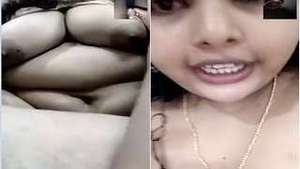 Amateur Bhabhi Shows Off Her Horny Boobs and Pussy in Video Calling