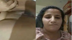 Pakistani Babe Paki Bhabhi Shows Off Her Big Boobs and Pussy