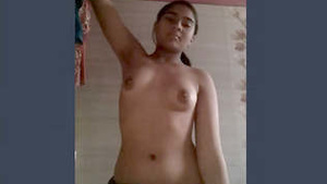 Desi college student flaunts her big boobs in this hot video