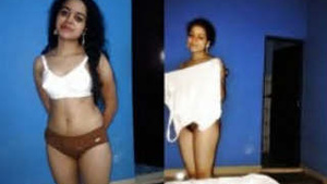 Cute shy Mallu GF gets recorded totally naked by her boyfriend while having fun