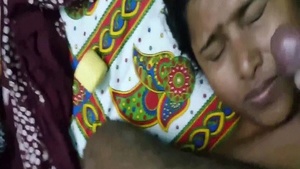 Hot Indian couple gets down and dirty in cum sex video