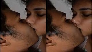 Exclusive Sri Lankan Porn: Sexy Girl Licks and Gives a Blowjob