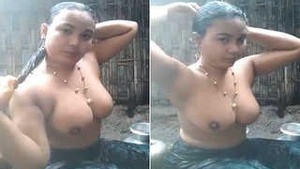 Exclusive Video of a Country Girls Bath Time