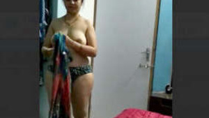 Bhabi Nude Captured By Husband