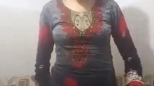 Awesome hot desi bathroom REC for BF