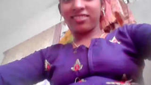 Desi Hot Horny Blonde Girl Masturbating