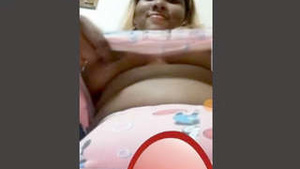 Sexy GF showing her big tits in VC