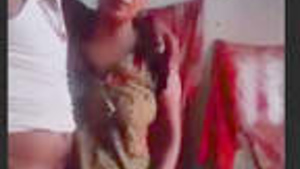 Desi Aldeia matured couple caught fucking