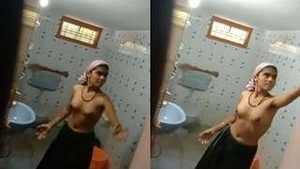 Exclusive Video of Desi Bhabhas Tight Pussy on Camera