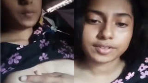 Desi Girls Exclusive Show of Her Busty Body