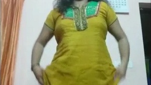 Desi Auntie Change In Room