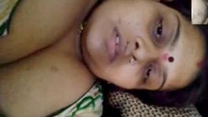 Bhabhi showing her big tits on video call