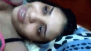 Bangla college student has a steamy phone chat with her boyfriend