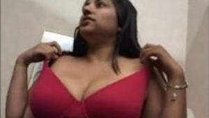 Indian bhabhi enjoys her debor