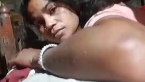 Village bhabhi get her pussy fucked