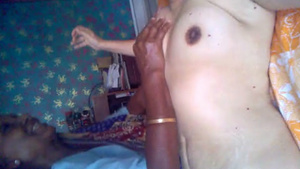 Auntie Desi gives her master a sensual massage