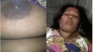 Exclusive Video of Lankan Tamil Wife Fingering Herself