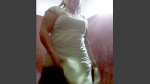 Desi Village Bhabi Gets Naked and Masturbates in the Bathtub