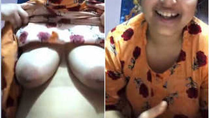 Boady flaunts her big boobs in this exclusive Indian porn video