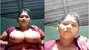 Desi Babe Shows Off Her Big Boobs in Exclusive Part 3