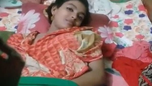 Bengali beauty flaunts her virgin pussy in this steamy video