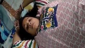 Boy needs XXX tittyfucking and oral from an ordinary Desi housewife