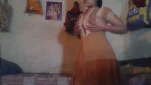 Jaunpur menina Chaaya sex MMS