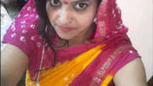 Sexy bhabhi gets naked and fucked in MMS video