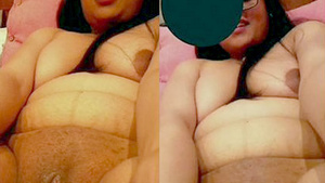 indian beauty bhabhi masturbating with bottle