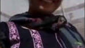 Bonito lez menina mostra
