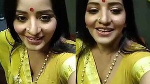 Sexy Monalisa Bhabhis New Solo Video