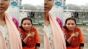Horny Desi Aunty Showing Her Nude Body On Video call