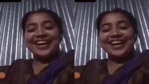 Bangladeshi Girl Showing Boobs and Pussy Video Call